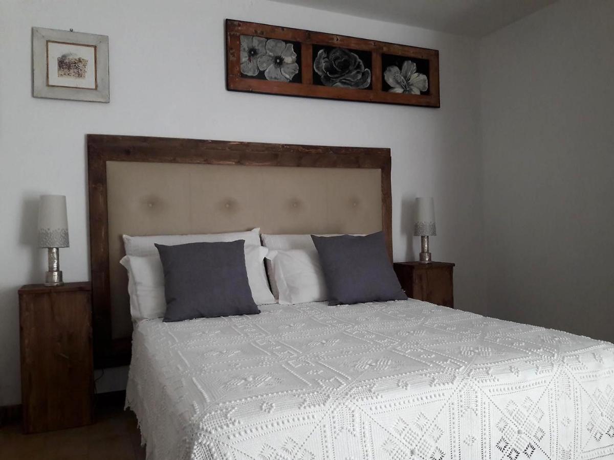 Invit Arti B&B Capoterra Exterior foto