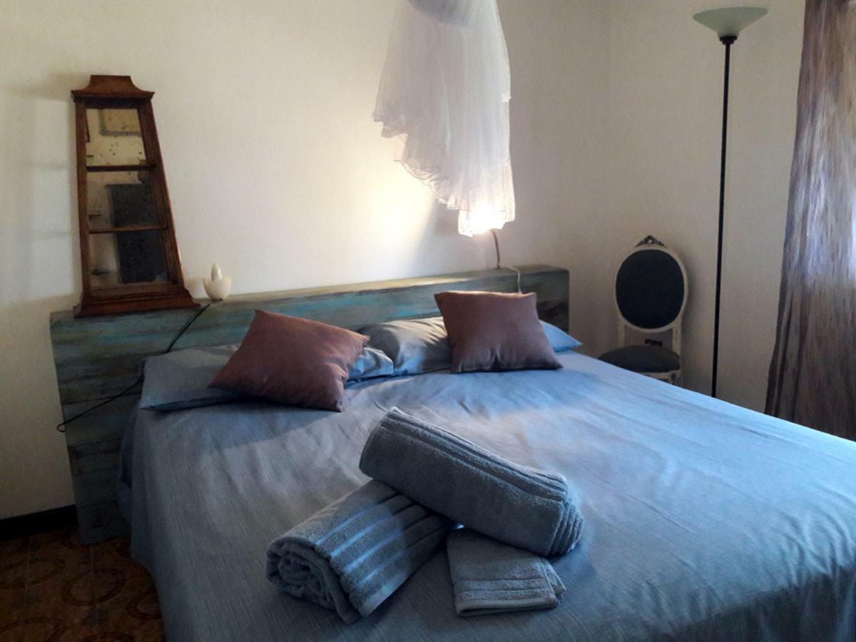 Invit Arti B&B Capoterra Exterior foto